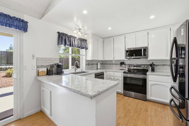 104 Palabra, Folsom, CA 95630