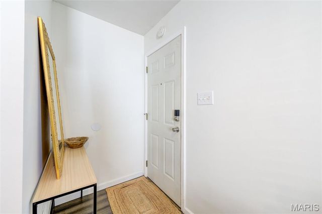 7132 Lindenwood Place, St Louis, MO 63109