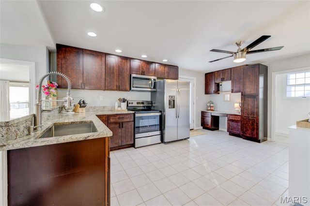 7132 Lindenwood Place, St Louis, MO 63109