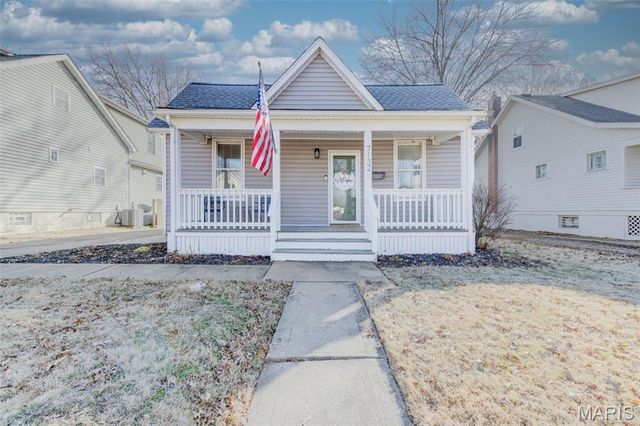 7132 Lindenwood Place, St Louis, MO 63109