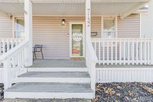 7132 Lindenwood Place, St Louis, MO 63109