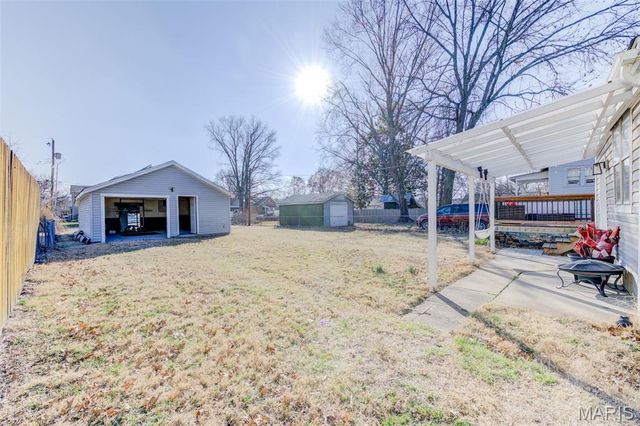 7132 Lindenwood Place, St Louis, MO 63109