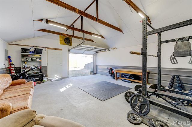 7132 Lindenwood Place, St Louis, MO 63109