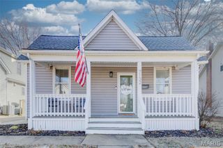 7132 Lindenwood Place, St Louis, MO 63109