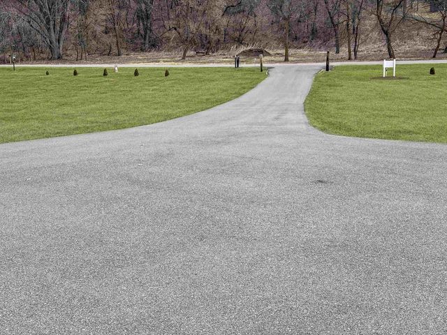 S1753 Menchoff Road, Reedsburg, WI 53959