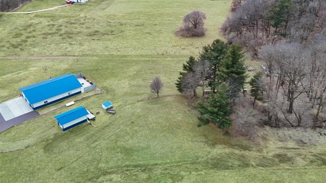 S1753 Menchoff Road, Reedsburg, WI 53959