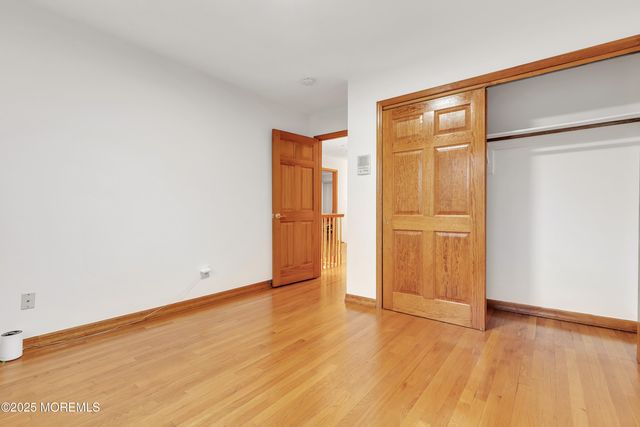 5 Osprey Court, Marlboro, NJ 07746