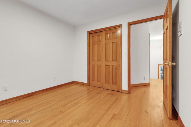 5 Osprey Court, Marlboro, NJ 07746