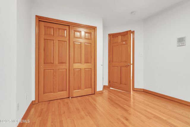 5 Osprey Court, Marlboro, NJ 07746