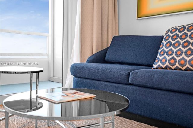 4401 Collins Ave 1609, Miami Beach, FL 33140