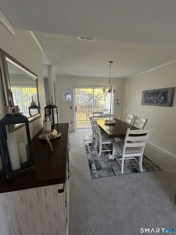 68 Virginia Avenue 11, Danbury, CT 06810