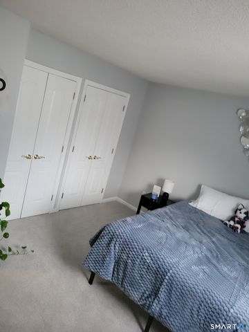 68 Virginia Avenue 11, Danbury, CT 06810