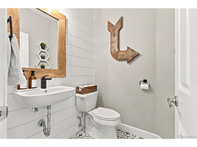 273 Warwick Pl, Castle Pines, CO 80108