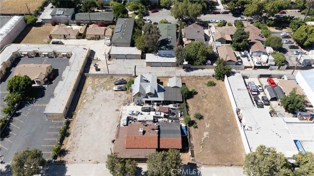 845 W Holt, Pomona, CA 91768