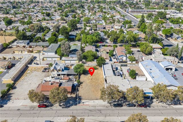 845 W Holt, Pomona, CA 91768