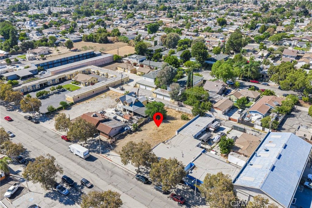 845 W Holt, Pomona, CA 91768 — photo 5