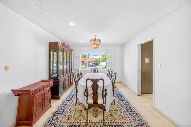 86 Via De Laurencio, Chula Vista, CA 91910