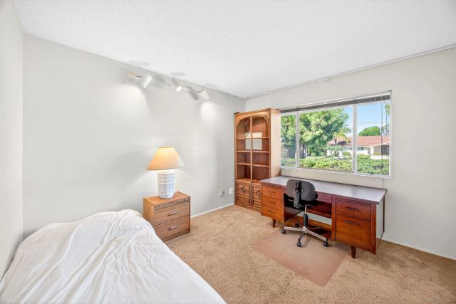 86 Via De Laurencio, Chula Vista, CA 91910