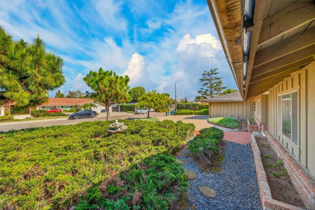 86 Via De Laurencio, Chula Vista, CA 91910