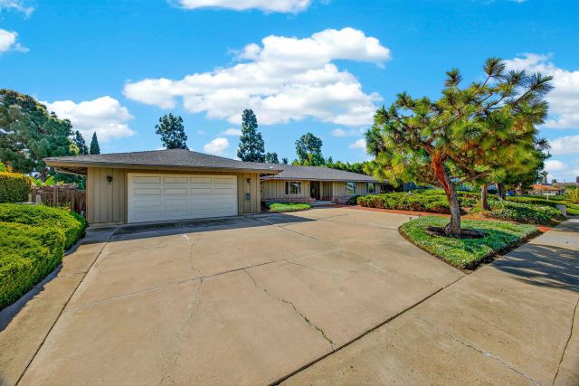 86 Via De Laurencio, Chula Vista, CA 91910