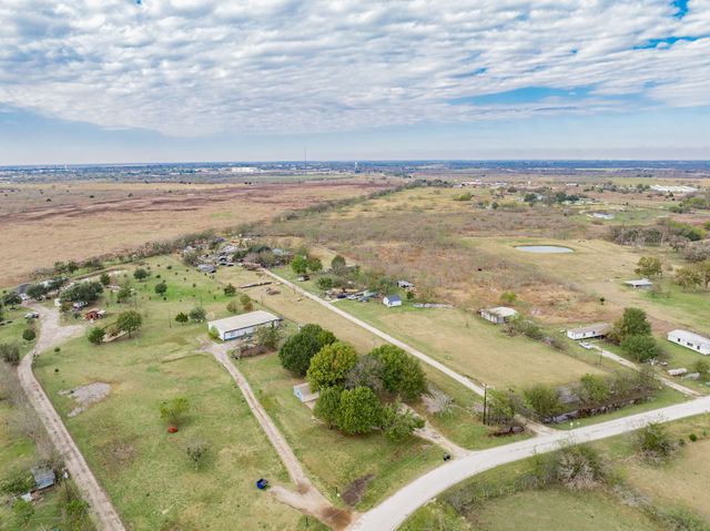 1312 Crowell Road, Kaufman, TX 75142