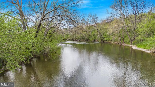 626 BLACK BEAR RD, Maurertown, VA 22644