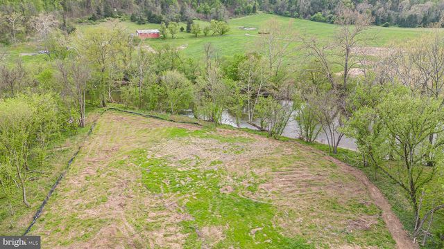 626 BLACK BEAR RD, Maurertown, VA 22644