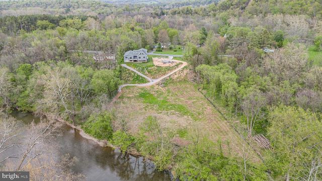 626 BLACK BEAR RD, Maurertown, VA 22644