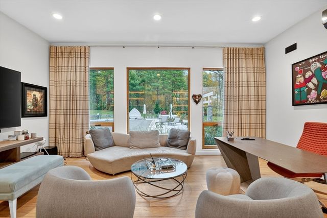 15 Myles Standish Rd, Weston, MA 02493