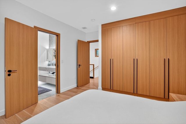 15 Myles Standish Rd, Weston, MA 02493