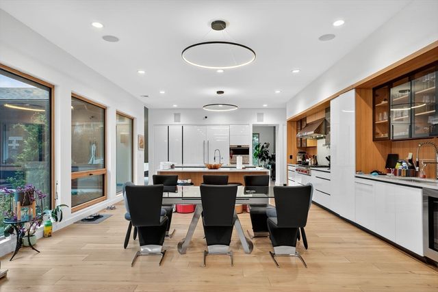 15 Myles Standish Rd, Weston, MA 02493