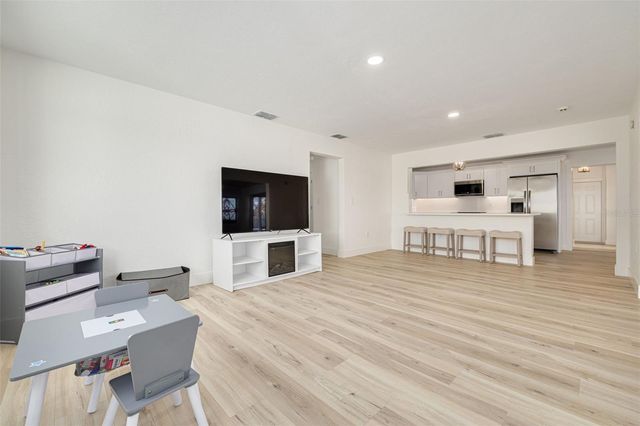 5531 MANATEE POINT DRIVE, New Port Richey, FL 34652