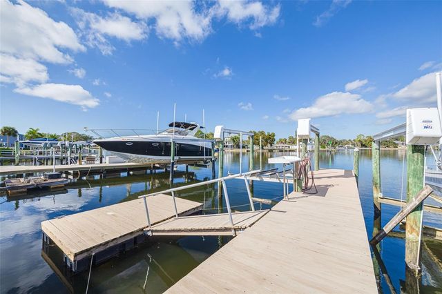 5531 MANATEE POINT DRIVE, New Port Richey, FL 34652