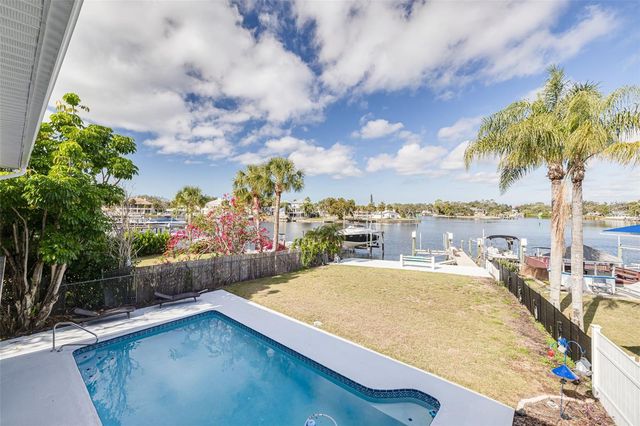 5531 MANATEE POINT DRIVE, New Port Richey, FL 34652