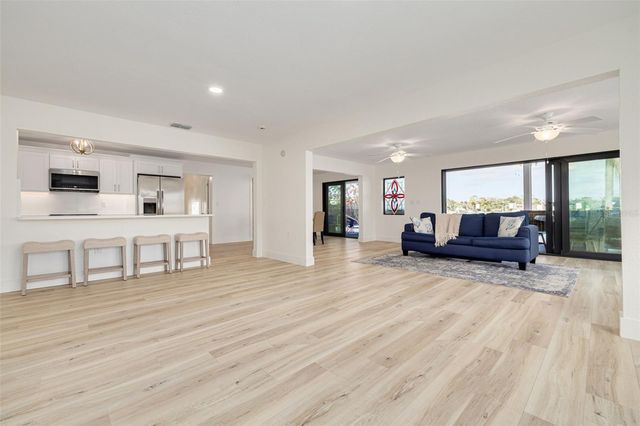 5531 MANATEE POINT DRIVE, New Port Richey, FL 34652