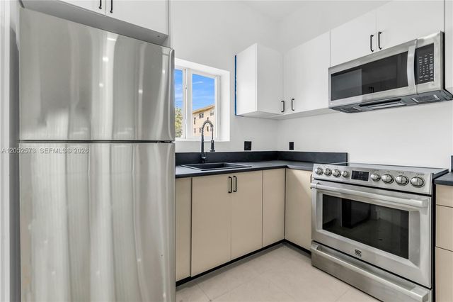 1011 SW 7th Street Miami Fl 2, Miami, FL 33130