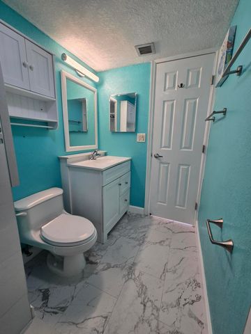 126 Sparrow Drive 22a, Royal Palm Beach, FL 33411