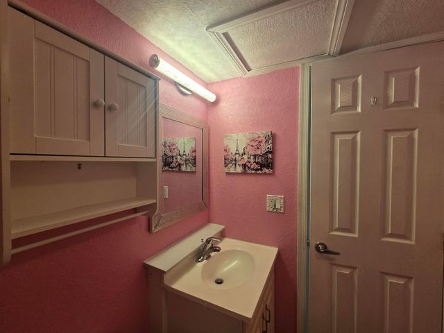 126 Sparrow Drive 22a, Royal Palm Beach, FL 33411