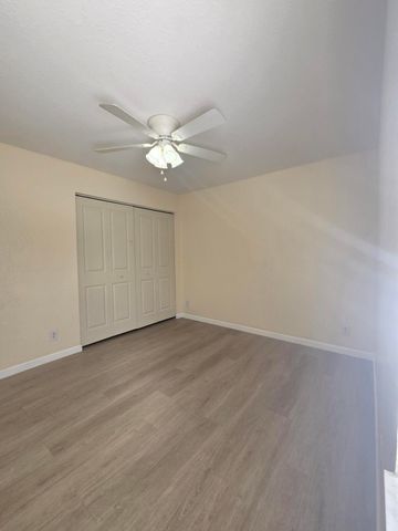 126 Sparrow Drive 22a, Royal Palm Beach, FL 33411