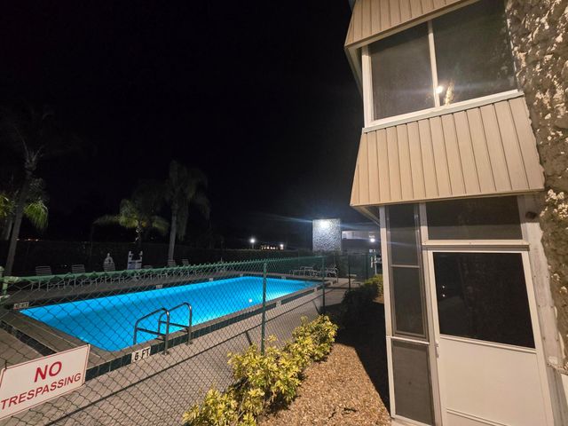 126 Sparrow Drive 22a, Royal Palm Beach, FL 33411