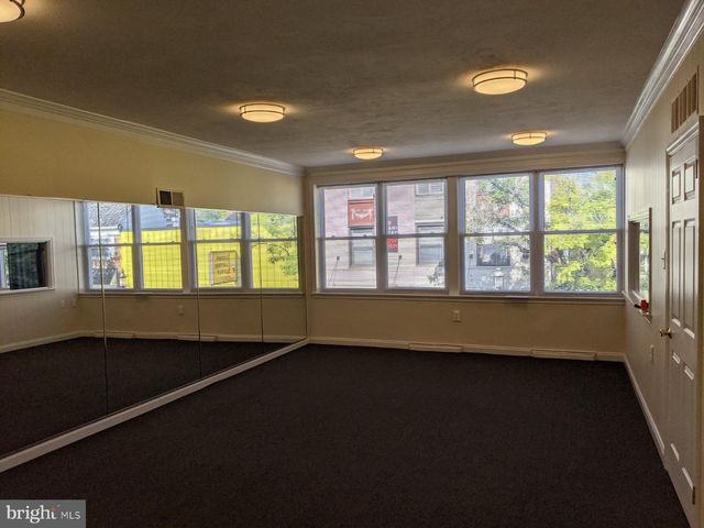 46 E BUTLER AVE #2ND LEVEL REAR, Ambler, PA 19002