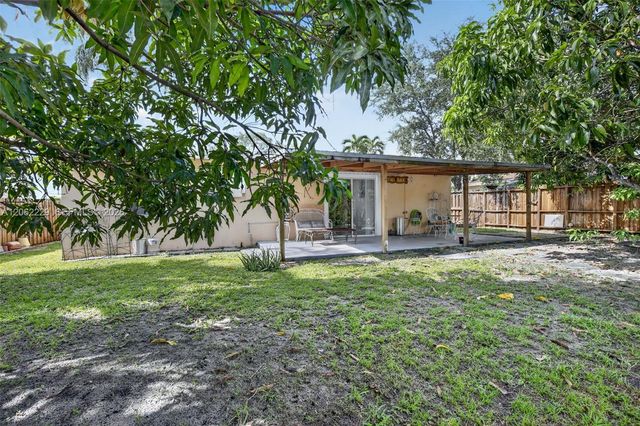 2731 Bruce Terrace, Hollywood, FL 33020
