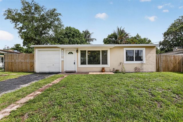2731 Bruce Terrace, Hollywood, FL 33020