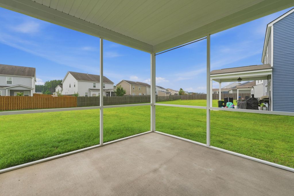 Image 29 of property listing at 437 Silent Bluff Drive, Summerville, SC 29486