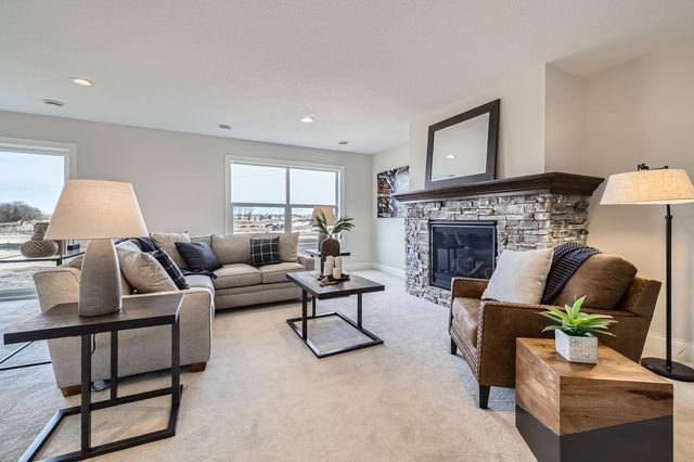 13822 Arrowhead Way, Rosemount, MN 55068