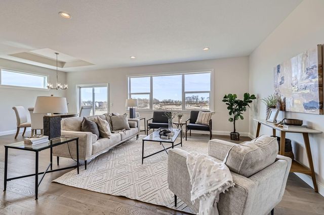 13822 Arrowhead Way, Rosemount, MN 55068