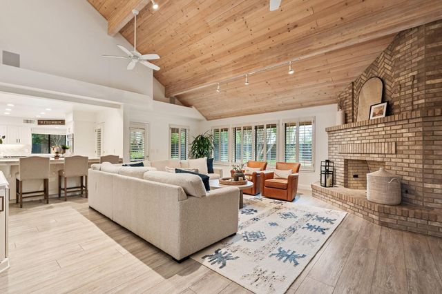 9981 N Madison Ridge Road, Fresno, CA 93720