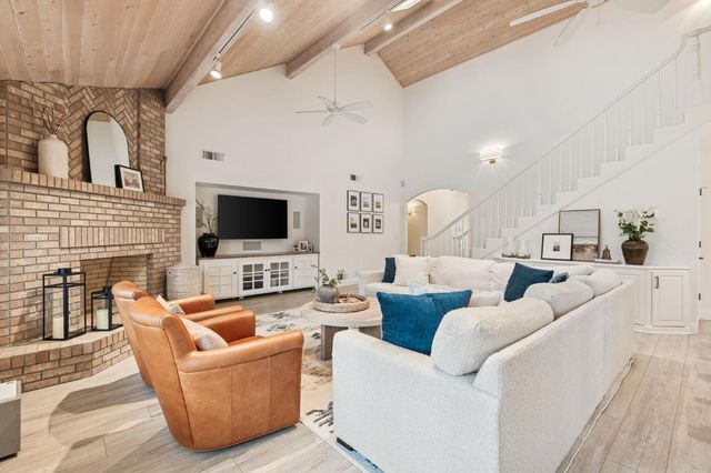 9981 N Madison Ridge Road, Fresno, CA 93720