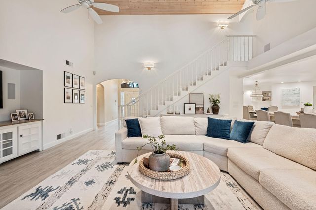 9981 N Madison Ridge Road, Fresno, CA 93720