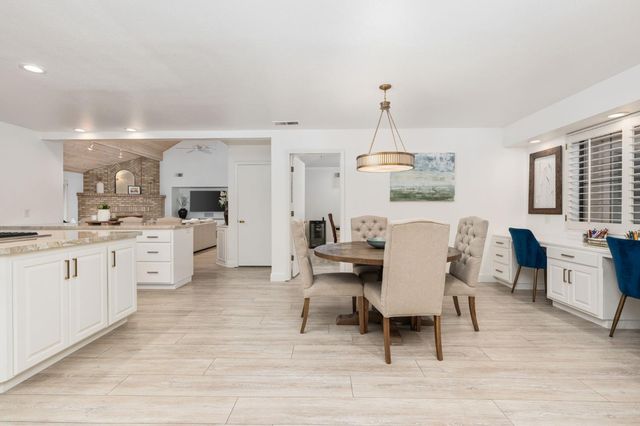 9981 N Madison Ridge Road, Fresno, CA 93720